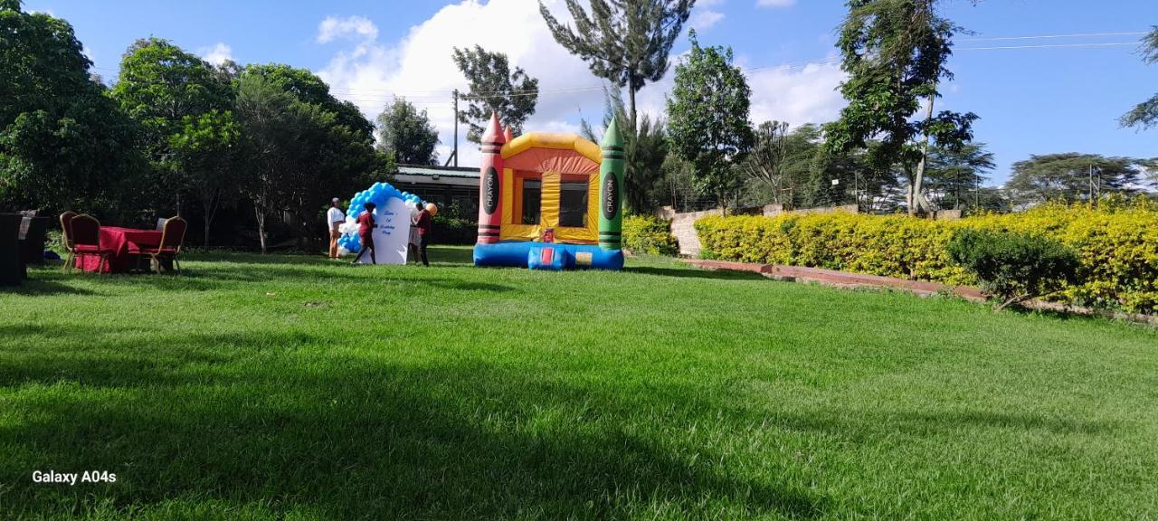 Narok Esikar Gardens Hotel מראה חיצוני תמונה