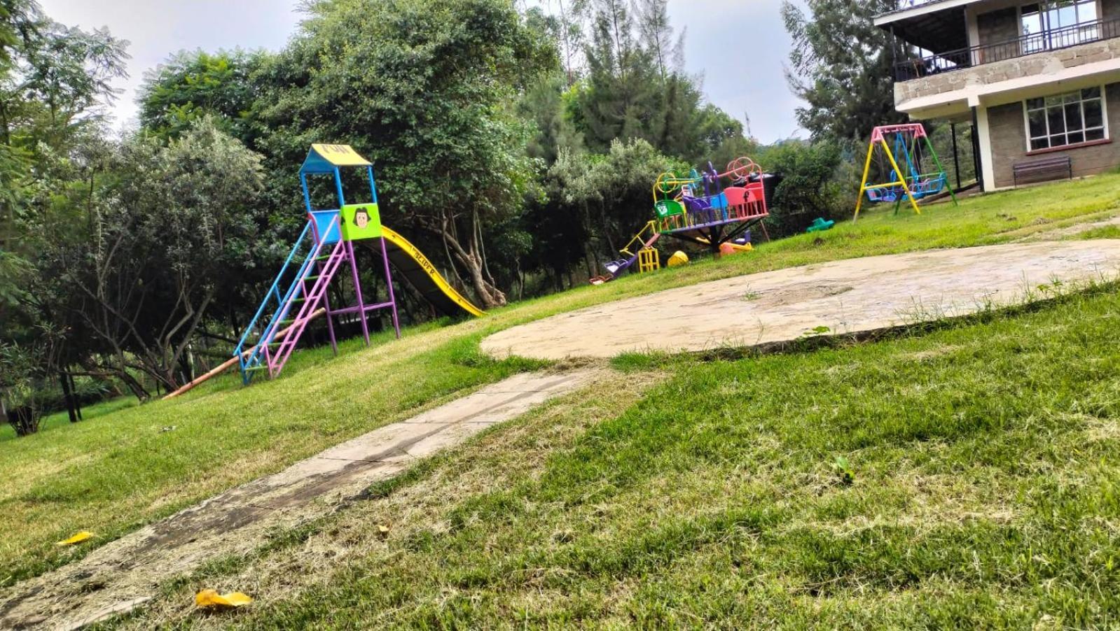 Narok Esikar Gardens Hotel מראה חיצוני תמונה