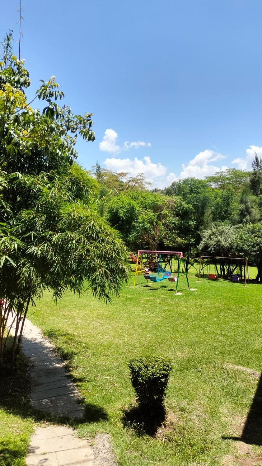 Narok Esikar Gardens Hotel מראה חיצוני תמונה