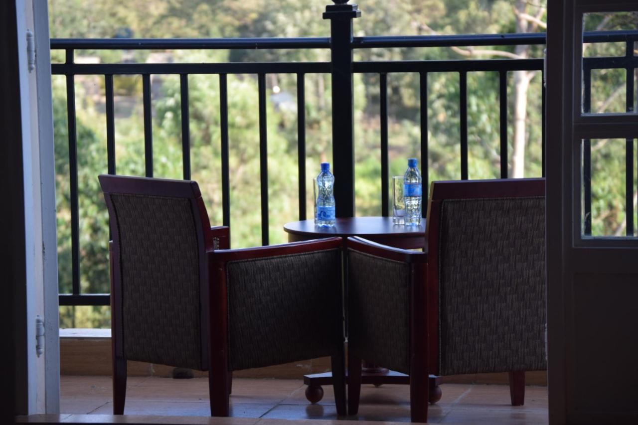 Narok Esikar Gardens Hotel מראה חיצוני תמונה