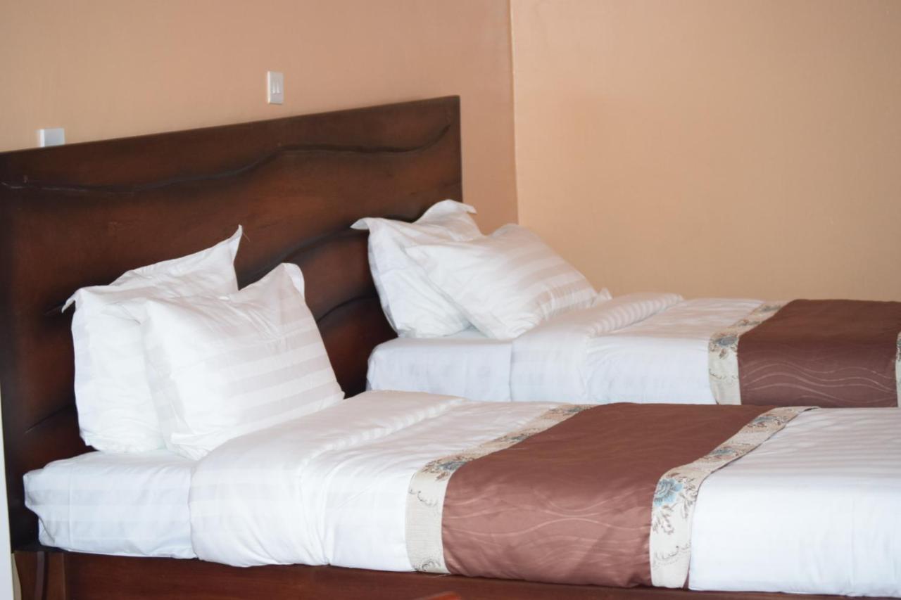 Narok Esikar Gardens Hotel מראה חיצוני תמונה